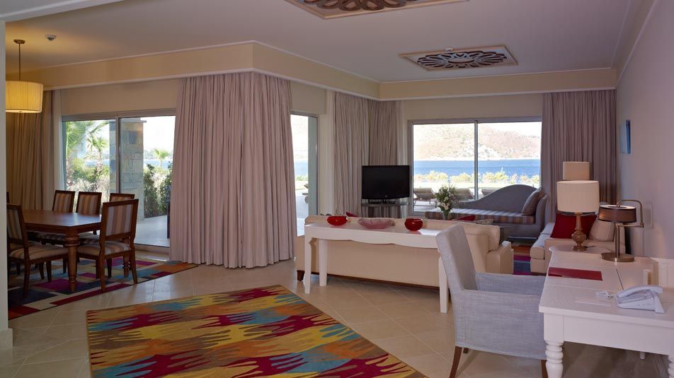 Xanadu турция. Ксанаду отель Турция Бодрум. Xanadu Island Hotel all Suite 5*. Xanadu Resort Hotel Bodrum. Xanadu Resort Hotel виллы.